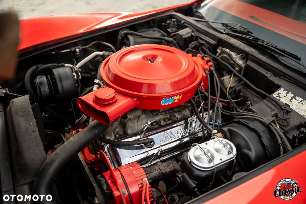 Chevrolet Corvette - 6