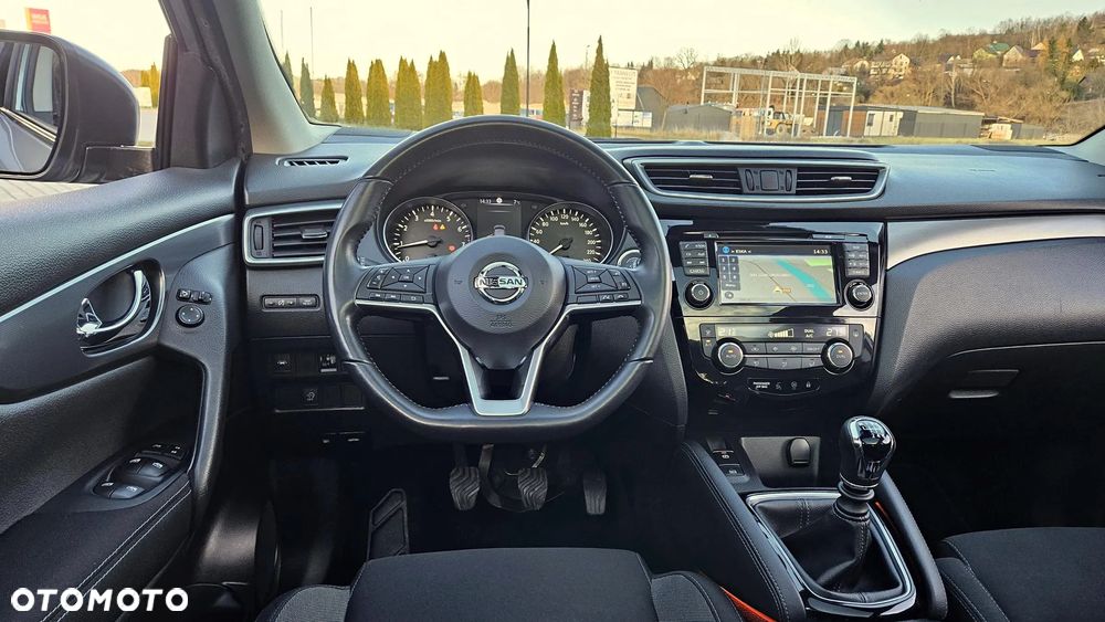 Nissan Qashqai 1.6 DIG-T N-Connecta - 21