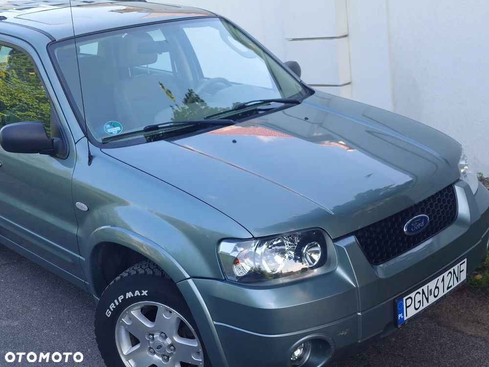 Ford Maverick 3.0 V6 Limited - 20