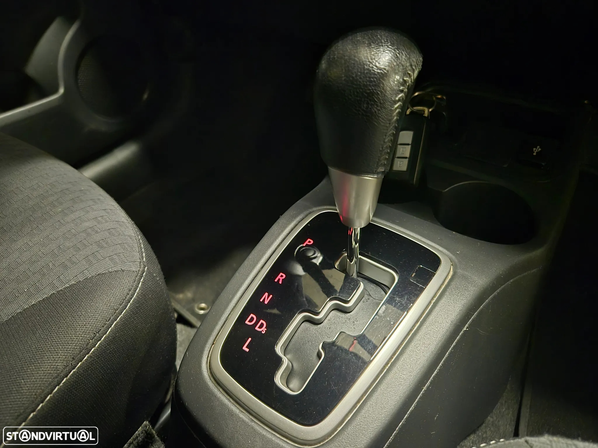 Mitsubishi Space Star 1.2 Intense CVT - 20