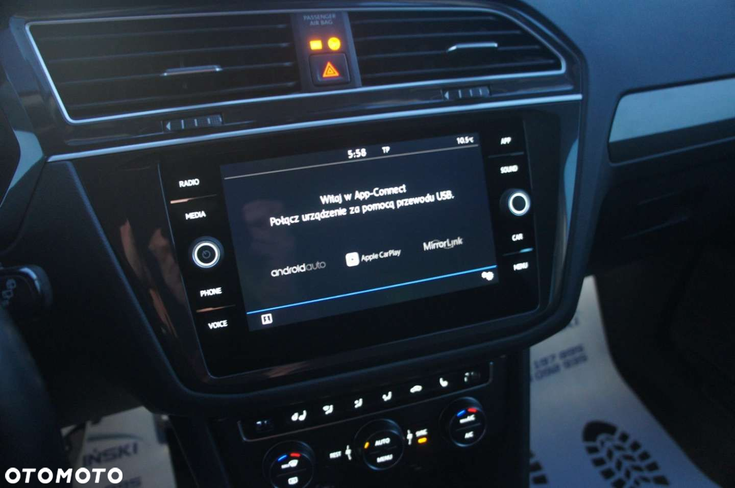 Volkswagen Tiguan - 18