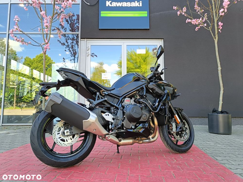 Kawasaki H2 - 2