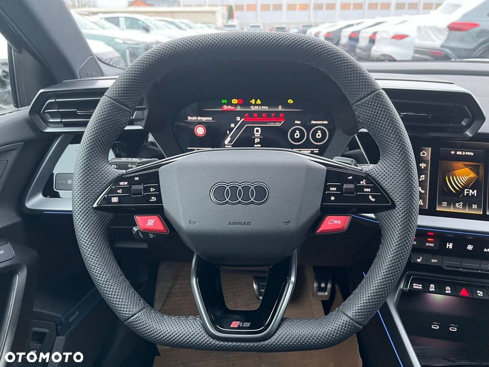 Audi RS3 Sportback - 12