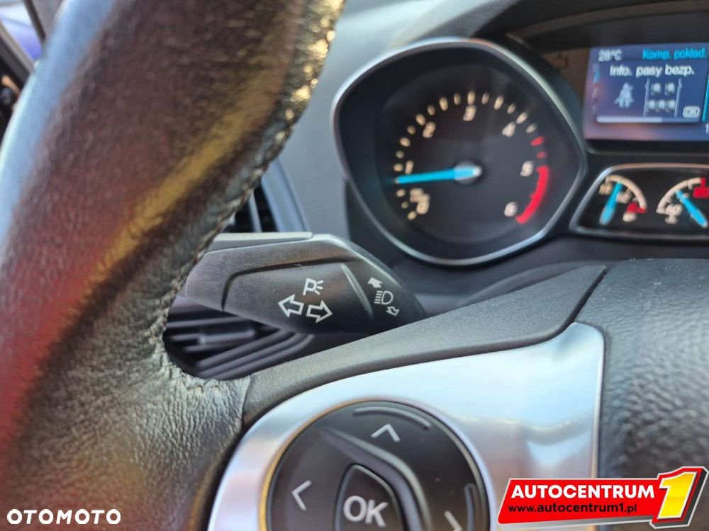 Ford Kuga - 25