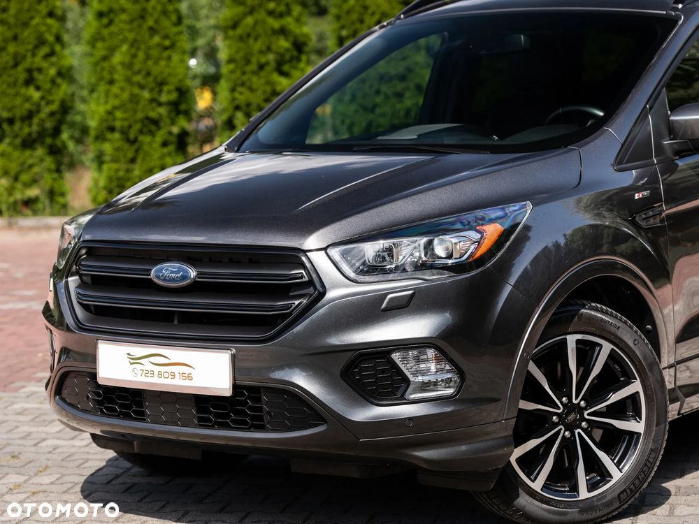 Ford Kuga 2.0 TDCi FWD ST-Line - 18