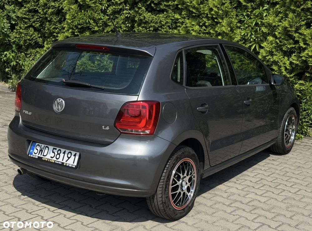 Volkswagen Polo 1.4 Life - 11