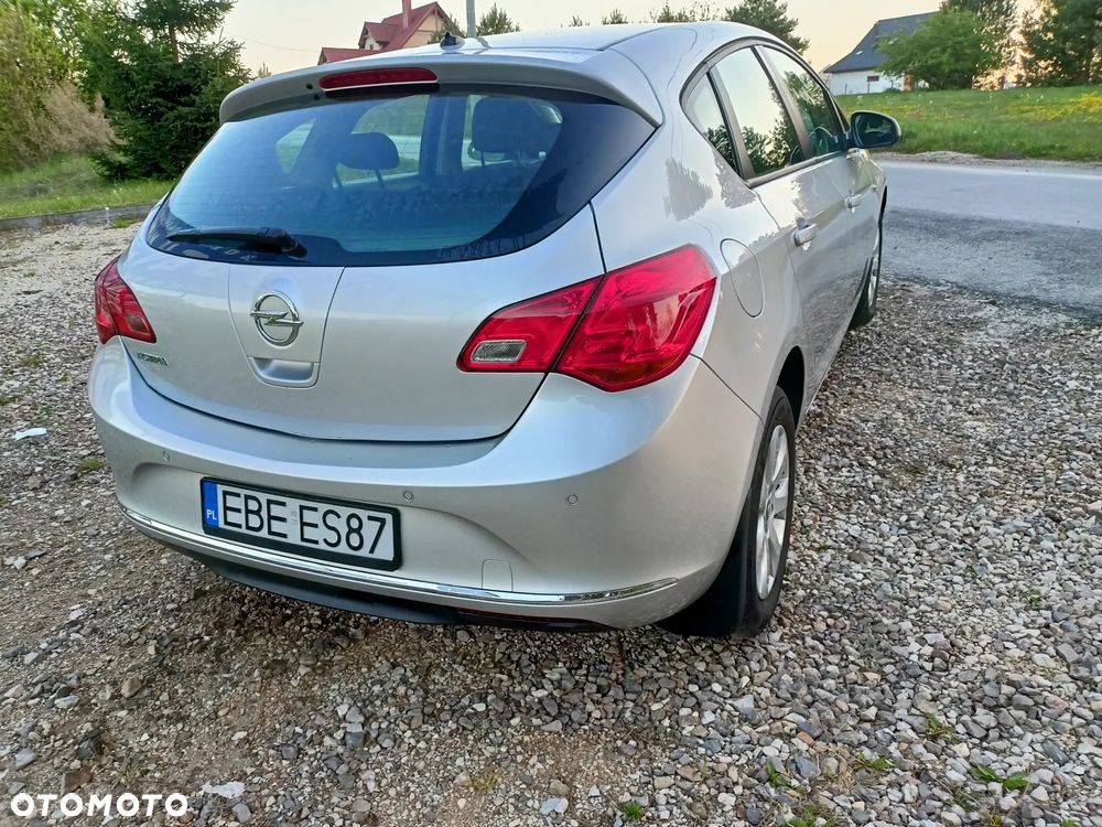 Opel Astra 1.6 Cosmo - 34