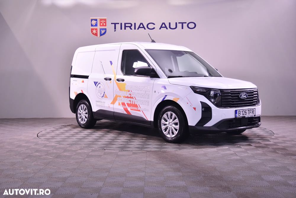 Ford Transit Courier Van - 7
