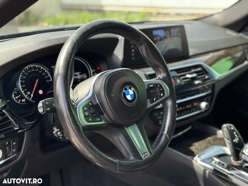 BMW Seria 5 530d xDrive Aut. Sport Line - 19