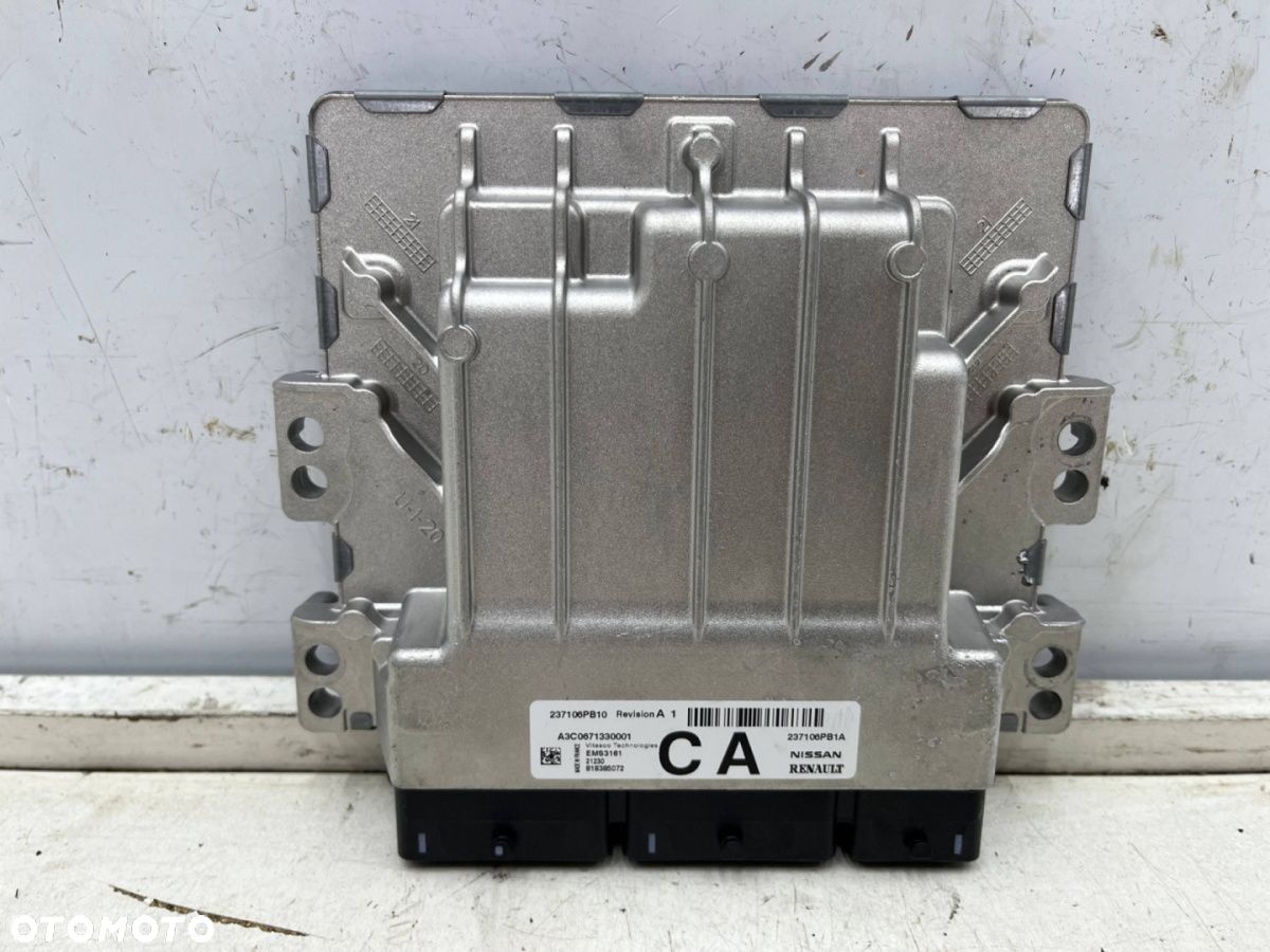 Komputer silnika Nissan Juke II 2 F16 19r.- 1.0 DIG-T sterownik ECU silnika 237106pb10 237106pb1a - 1