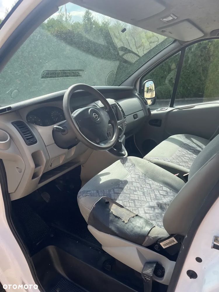 Opel VIVARO - 13