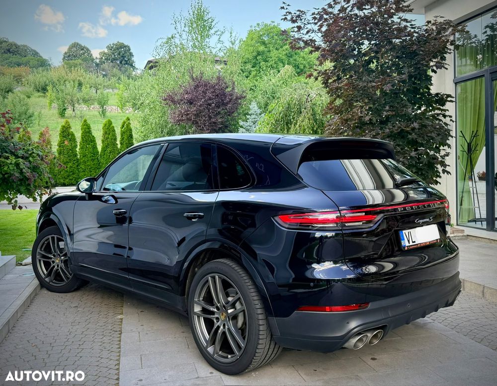 Porsche Cayenne S - 6