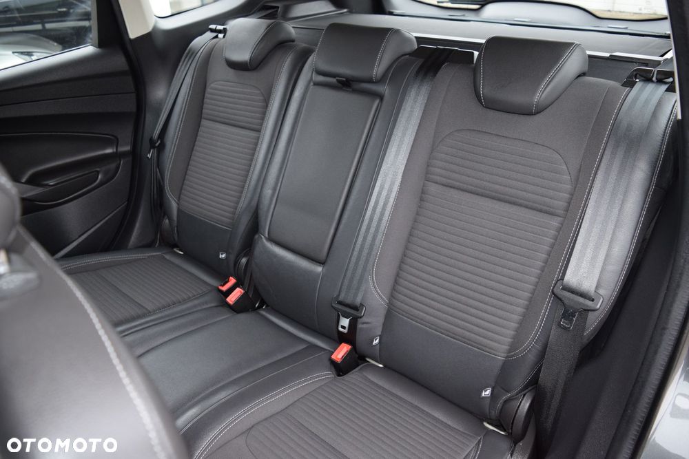 Ford Kuga 2.0 TDCi 4x4 Titanium - 26