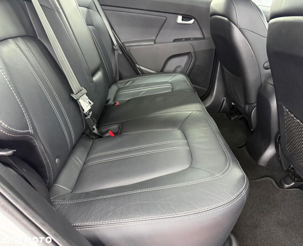 Kia Sportage 1.7 CRDI XL 2WD - 26