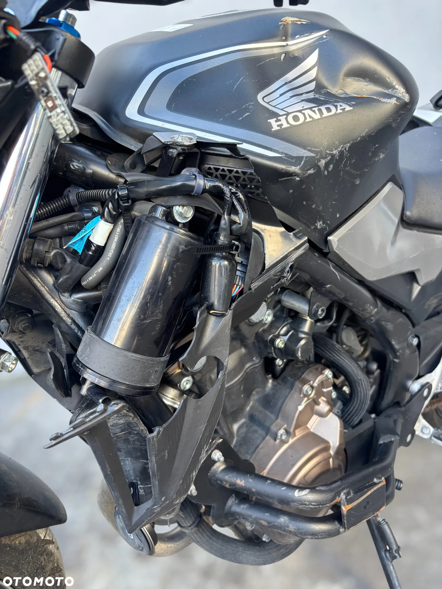 Honda CB - 15