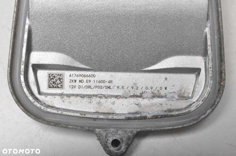 MERCEDES W117 PRZETWORNICA MODUŁ LED A176906600 - 4