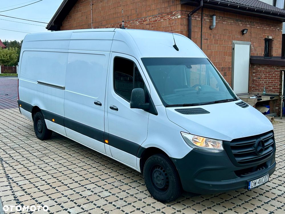 Mercedes-Benz Sprinter - 4
