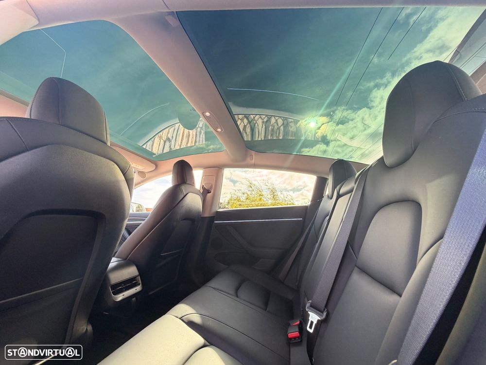 Tesla Model 3 Performance Dual Motor AWD - 30