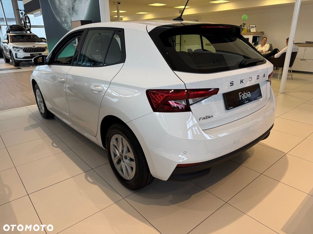 Skoda Fabia 1.0 TSI Edition 130 DSG - 5