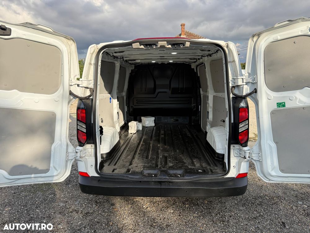 Ford Transit Custom - 7