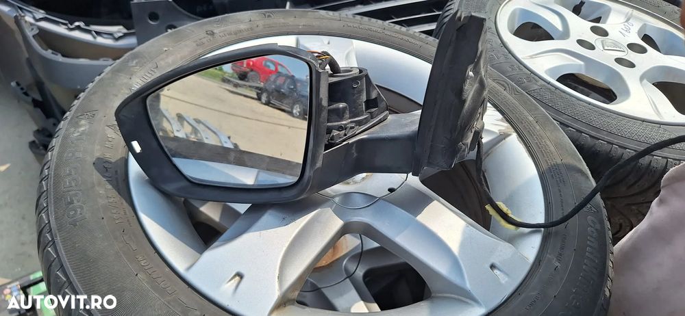 OGLINDA STANGA SKODA OCTAVIA 3 - 7