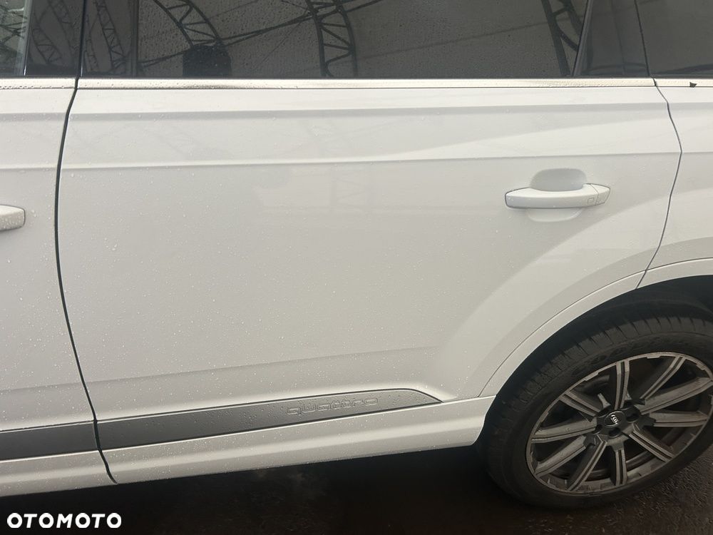 Audi Q7 - 30