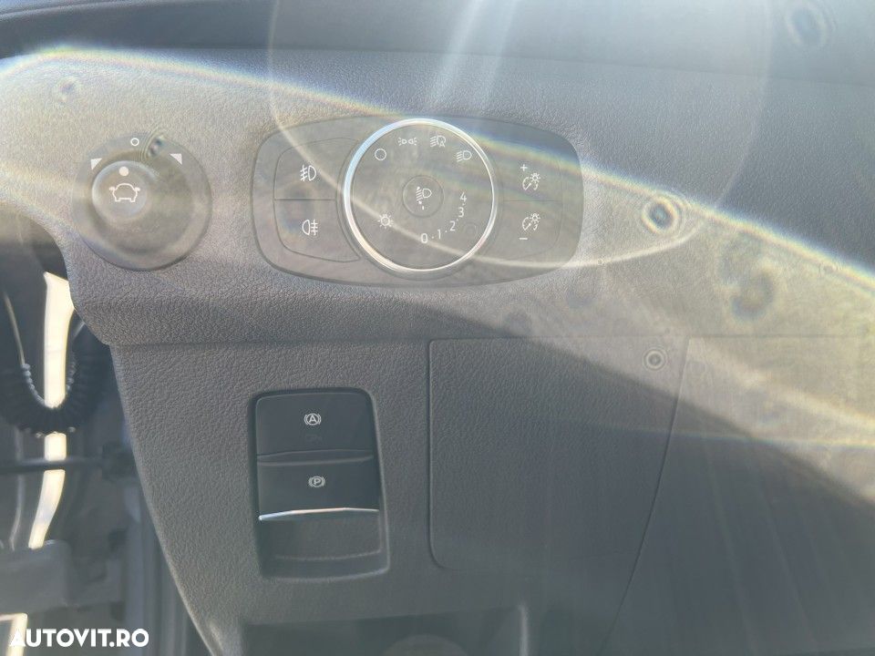 Ford Transit - 22