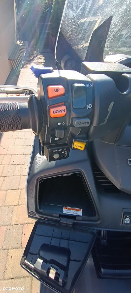 Suzuki Burgman - 6
