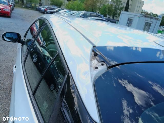 Toyota Prius 1.8 Hybrid Premium - 18