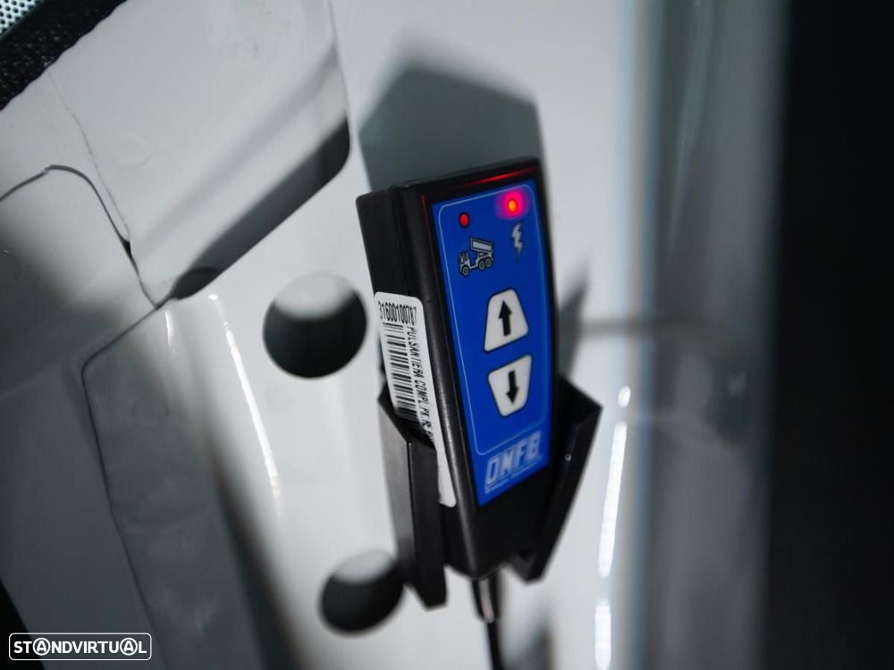 Ford Transit 350 L2H1 VA Trend c/IVA - 17