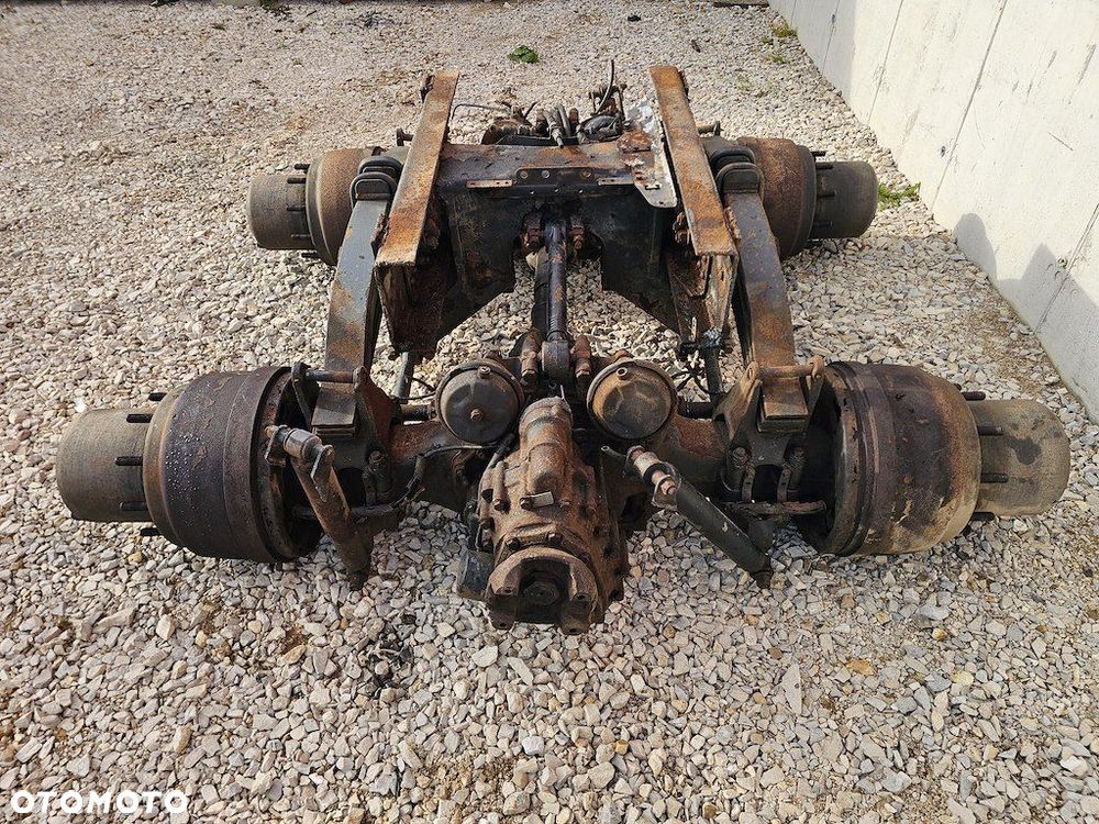 ZESTAW MOSTÓW NAPĘDOWYCH 6X4 8X4 SCANIA RBP735 3,93 1036867 - 5