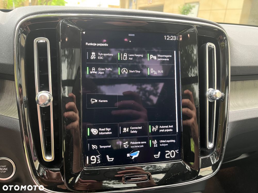 Volvo XC 40 B4 B AWD Geartronic Inscription - 20
