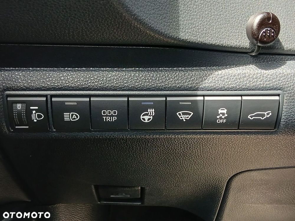 Toyota Corolla 1.8 Hybrid Style - 33