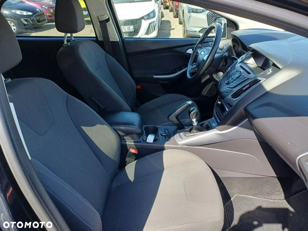 Ford Focus 1.0 EcoBoost STart-Stopp-System TITANIUM - 11