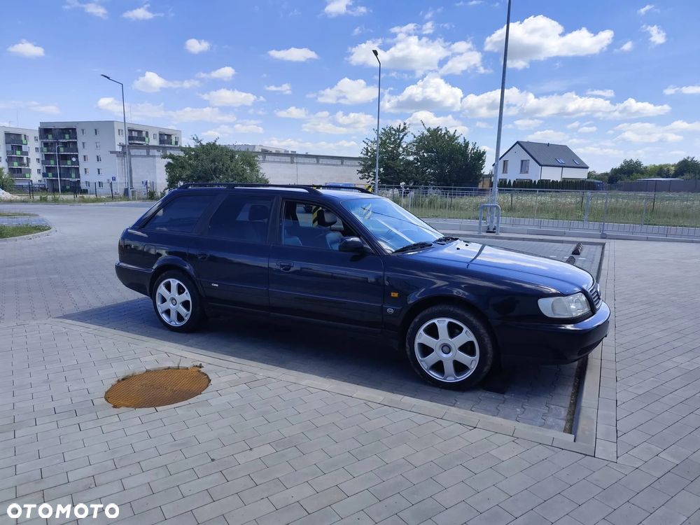 Audi A6 Avant 2.6 E - 2