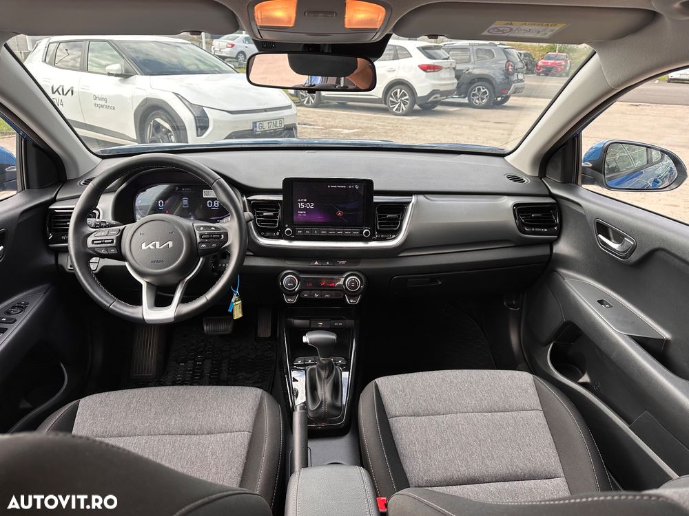 Kia Stonic 1.0 T-GDI 7DCT HP MHEV Urban - 12