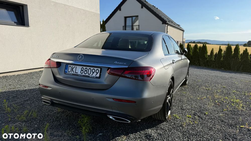 Mercedes-Benz Klasa E 300 d 4-Matic Avantgarde - 13
