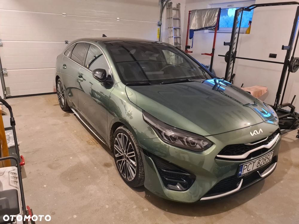 Kia ProCeed - 10