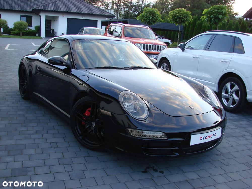 Porsche 911 Carrera 4 S - 3