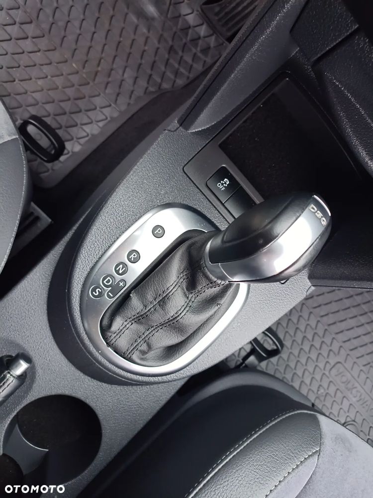 Volkswagen Caddy Maxi Highline DSG - 16