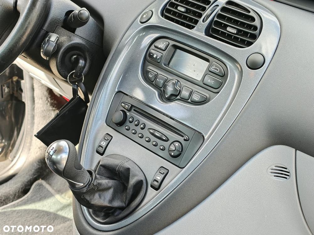 Citroën Xsara Picasso 1.6i SX Plus - 14