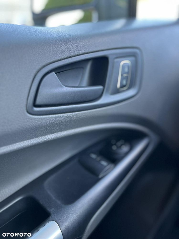 Ford Transit Connect L2 - 10