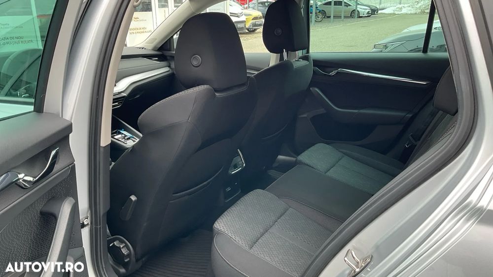 Skoda Octavia 2.0 TDI DSG Style - 15