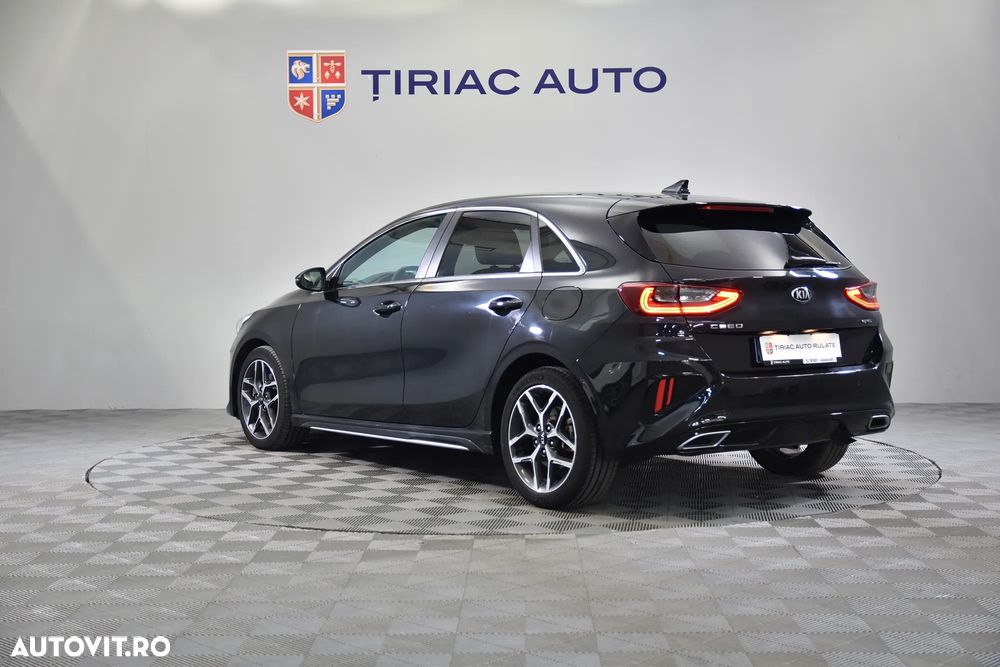 Kia Ceed - 4