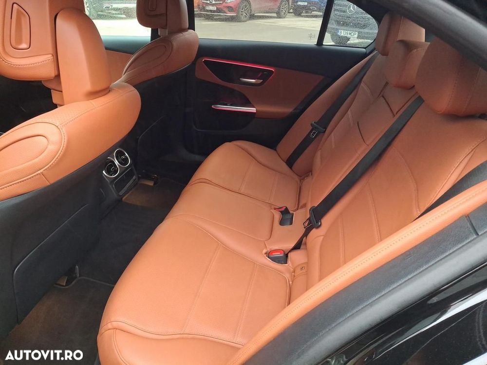 Mercedes-Benz C - 15