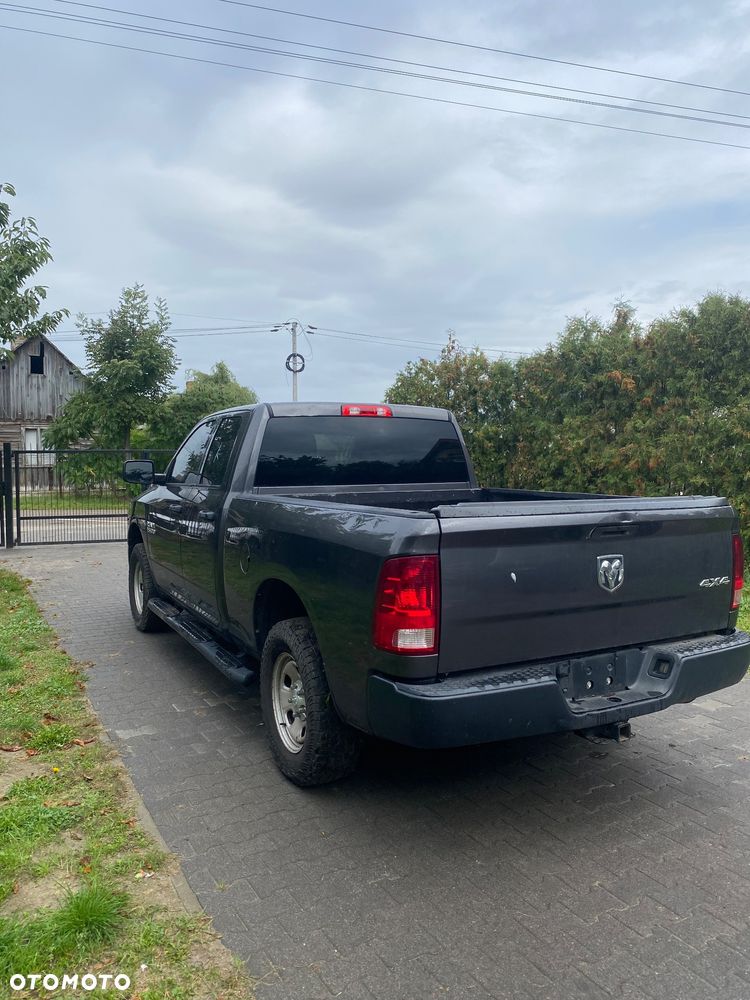 RAM 1500 - 12