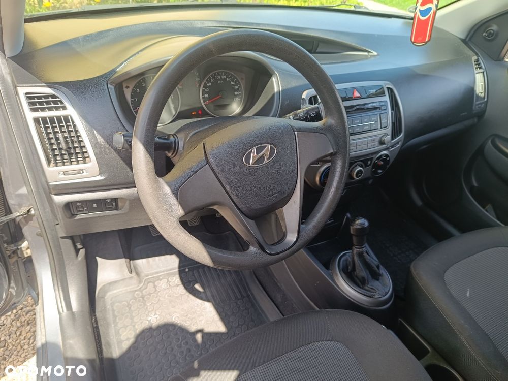 Hyundai i20 - 8