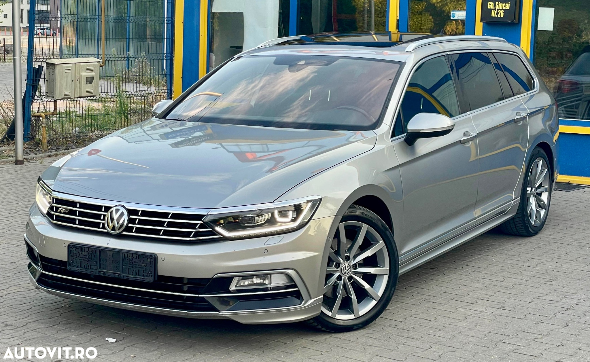 Volkswagen Passat Variant 2.0 TDI DSG R Executive - 2