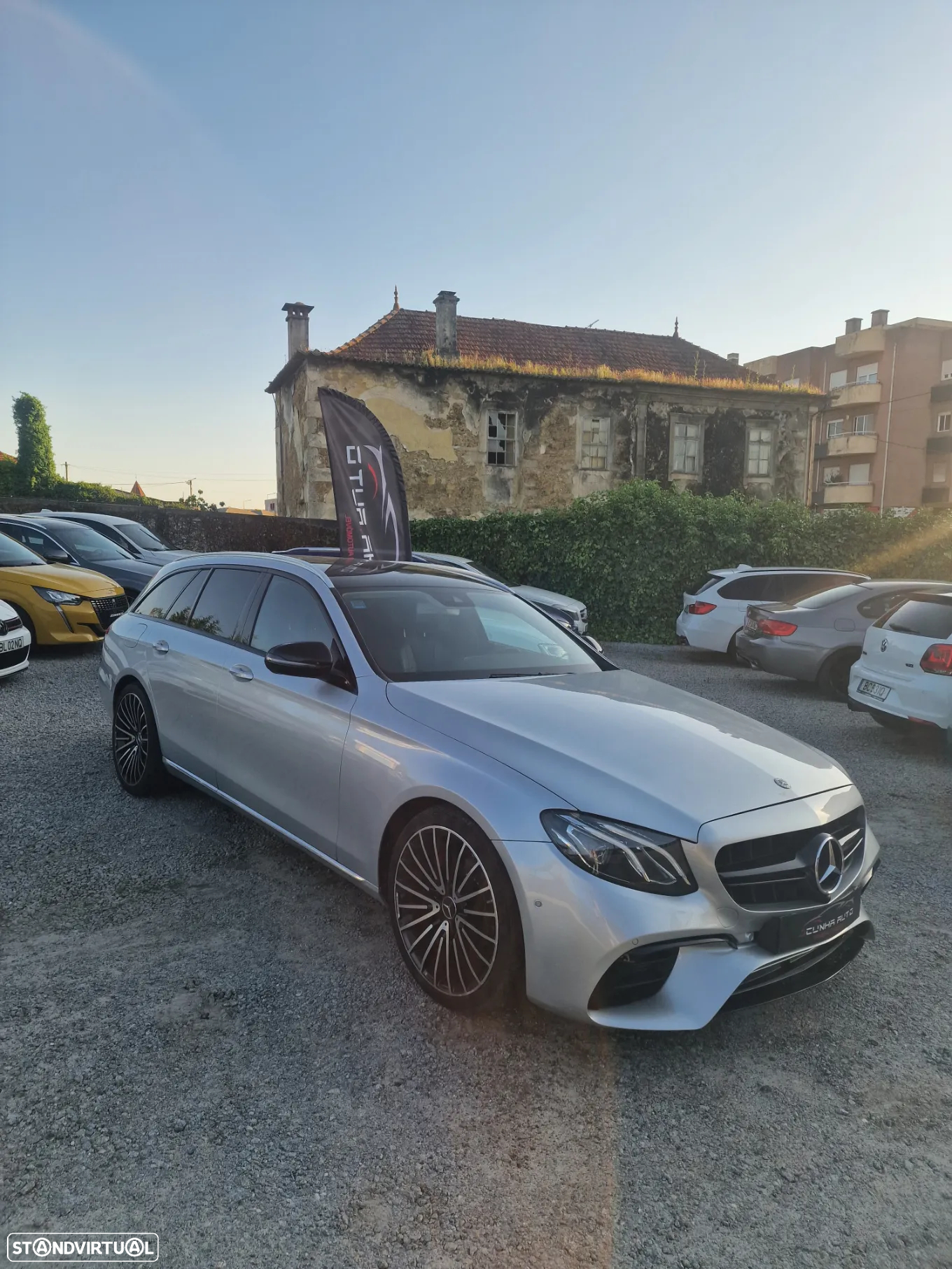 Mercedes-Benz E 220 d T 9G-TRONIC Exclusive - 4
