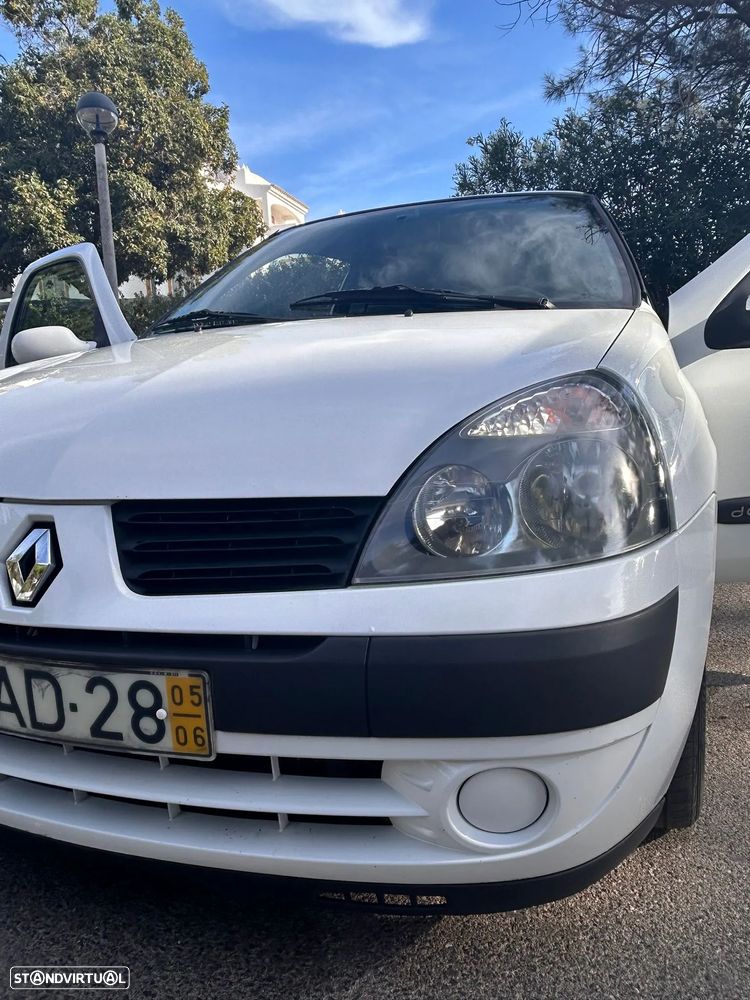 Renault Clio 1.5 dCi - 2